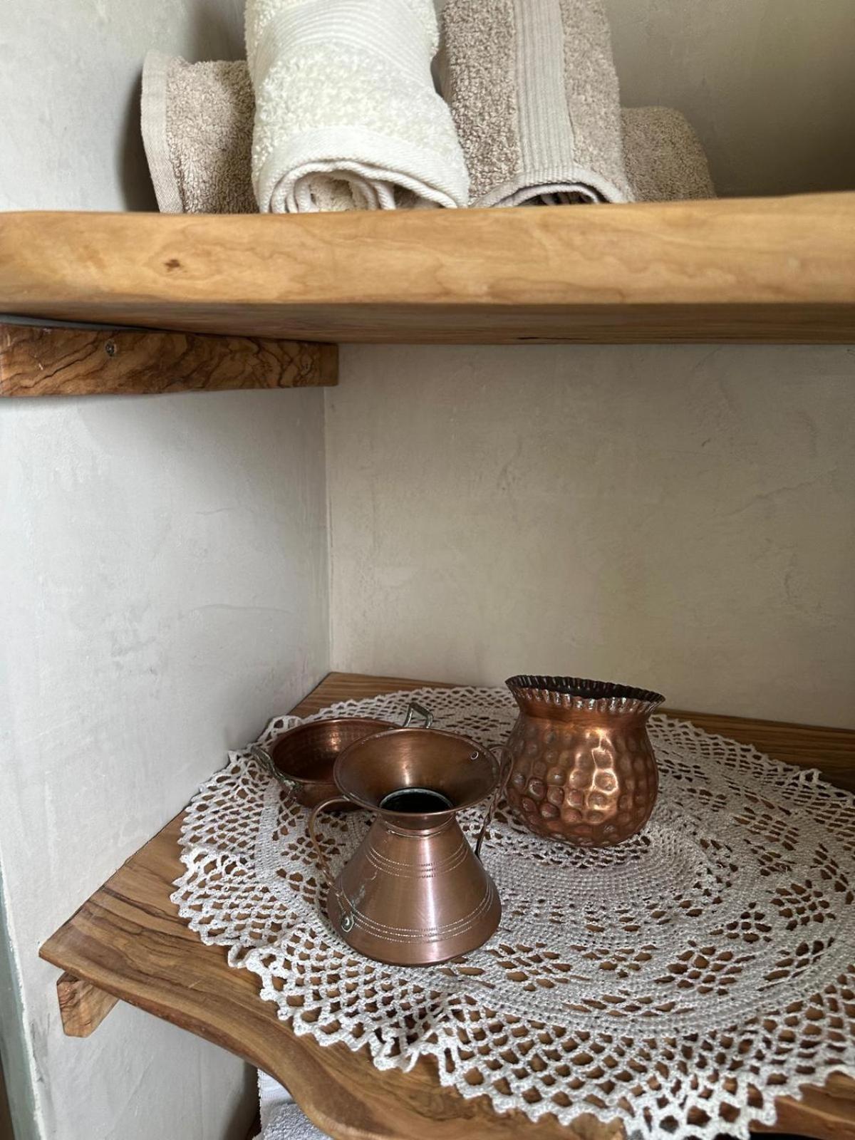 Suite Sami Charming Home Ostuni Bagian luar foto